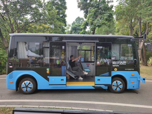 Intelligent connected vehicles get green light to hit Shenzhen roads